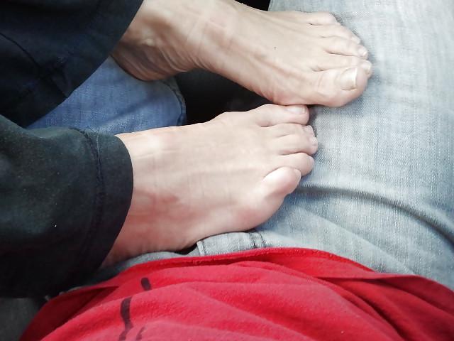 8P My first footjob