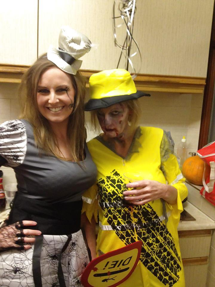 25P Slutz in fancy dress 5