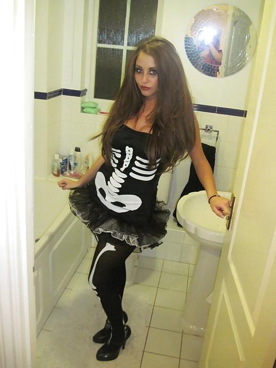 25P Slutz in fancy dress 5