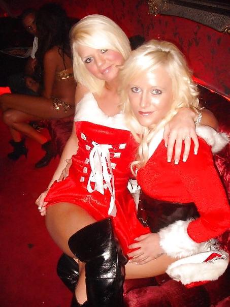 25P Slutz in fancy dress 5