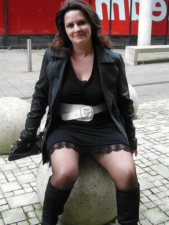 25P Horny dutch mom Bianca from Facebook. dirty comments please