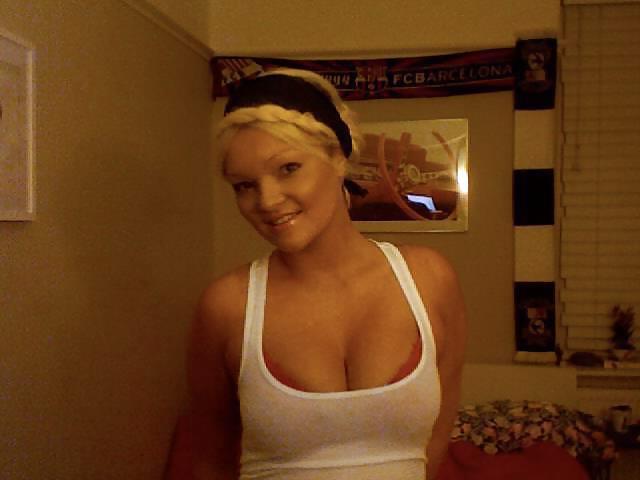 5P Hot Busty Teen