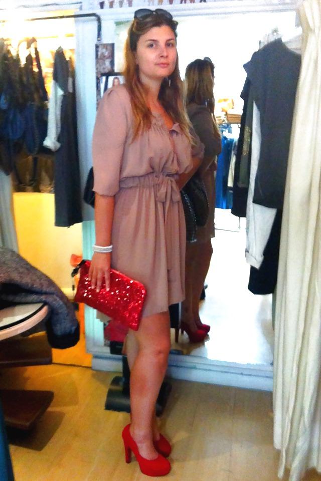 21P French bloggers Mode with sexy legs 5