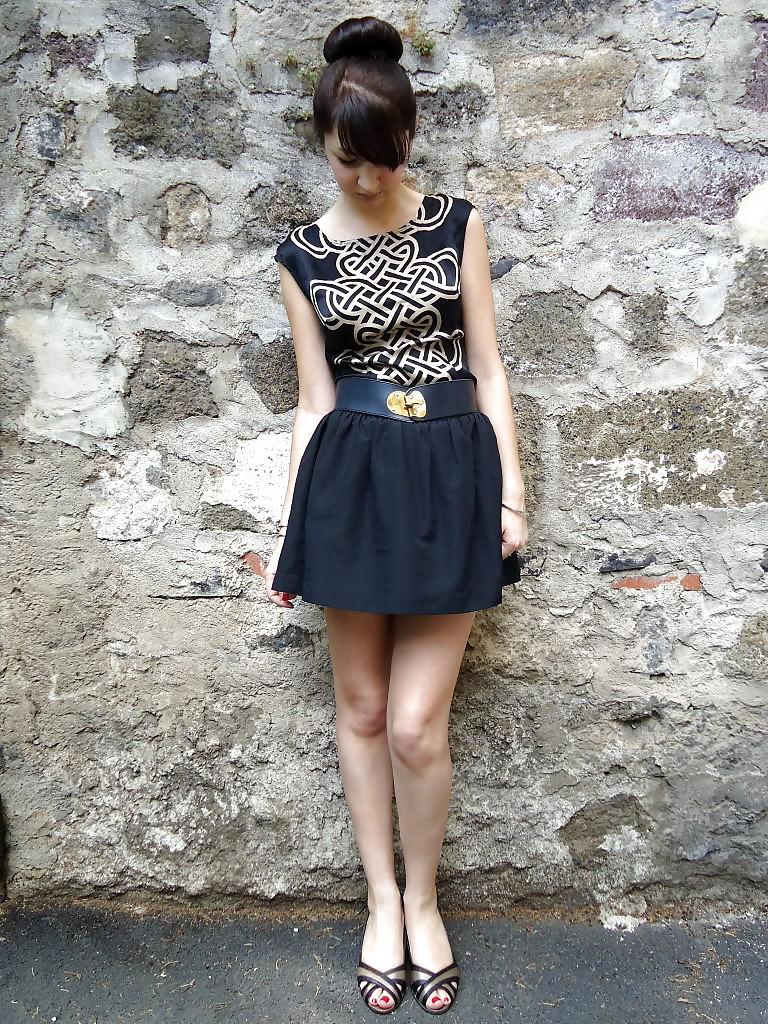 21P French bloggers Mode with sexy legs 5