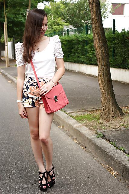 20P French bloggers Mode with sexy legs 6