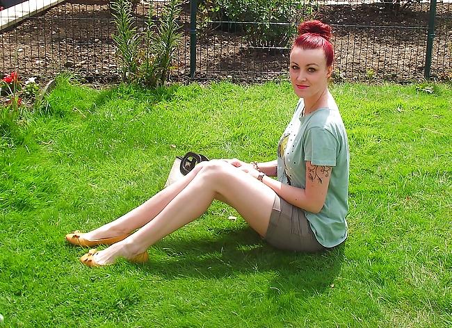 21P French bloggers Mode with sexy legs 8