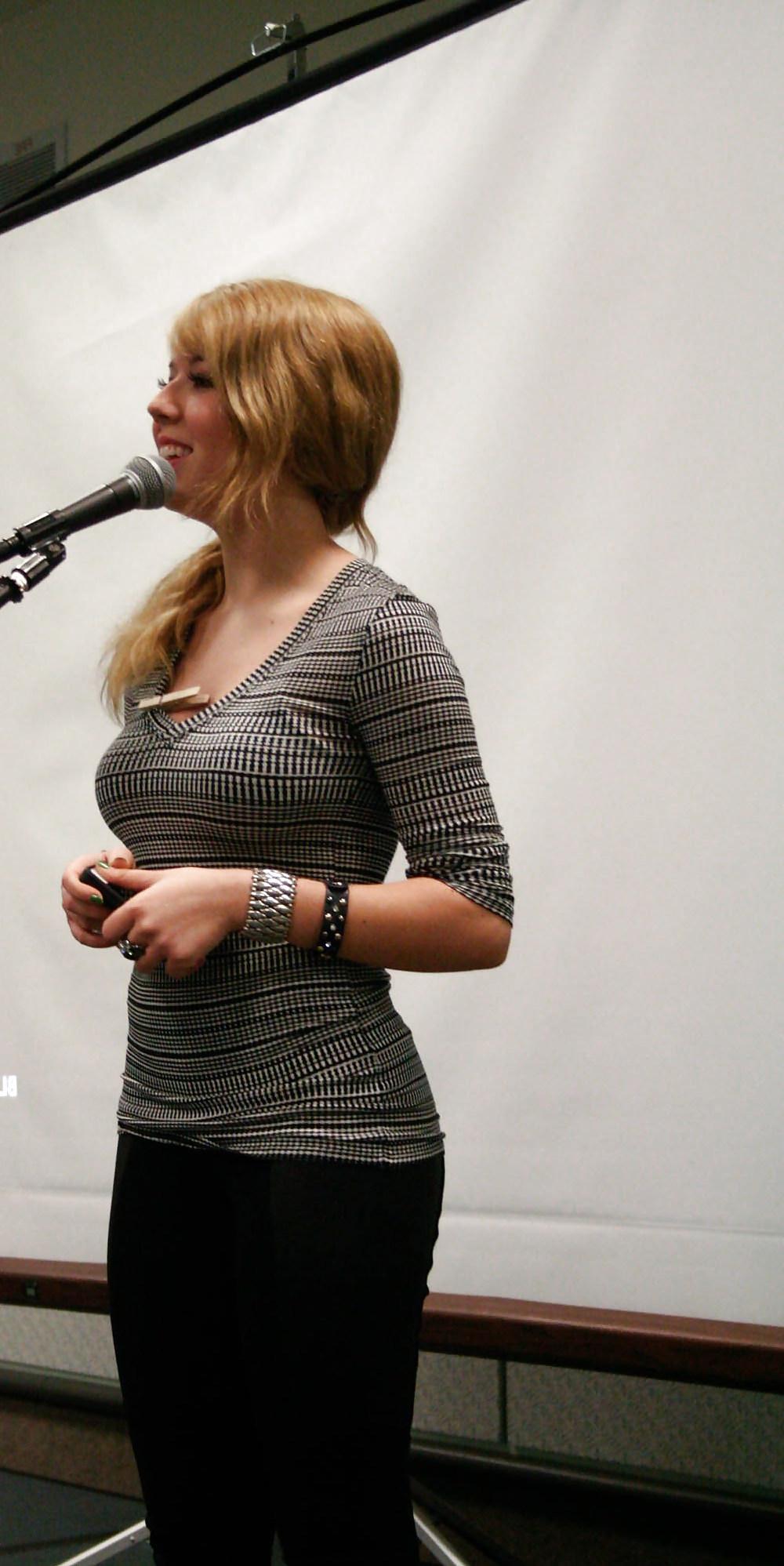 25P Jennette Mccurdy Sexy Body and boobs