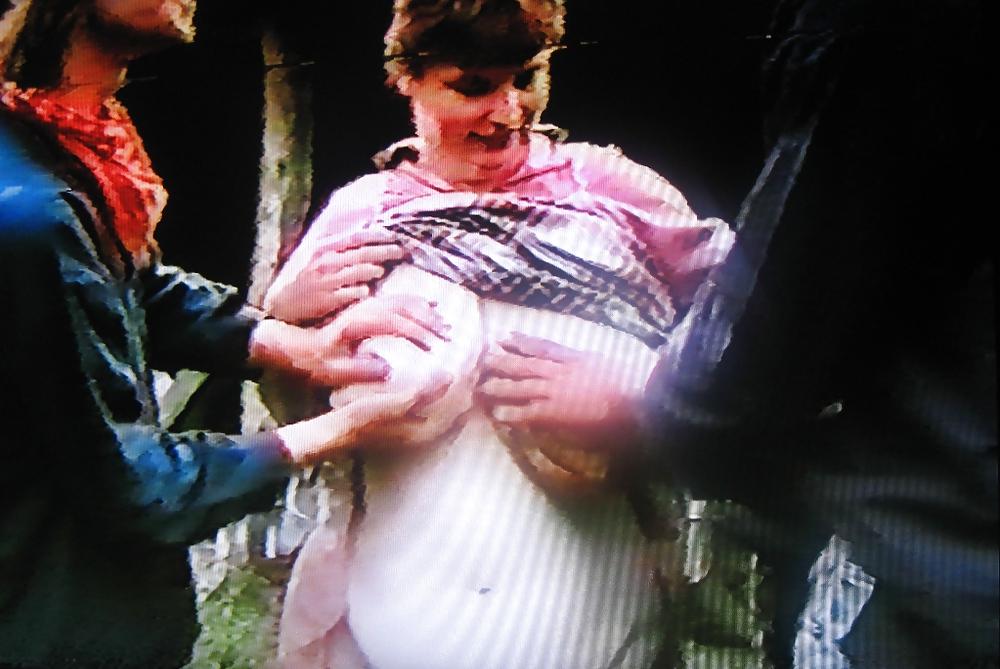25P Sex in village