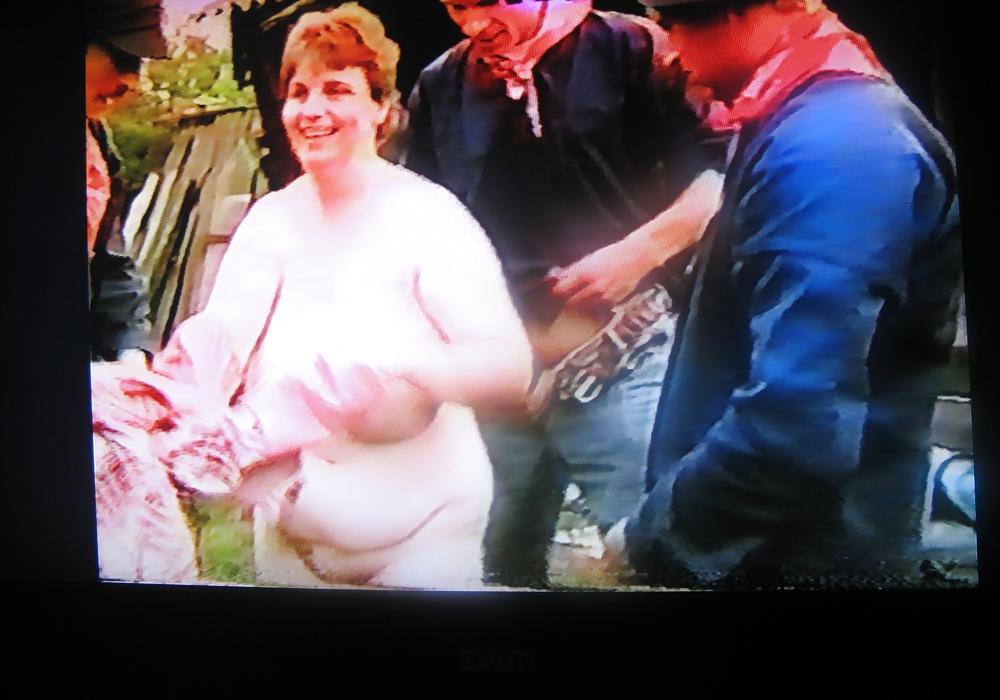 25P Sex in village
