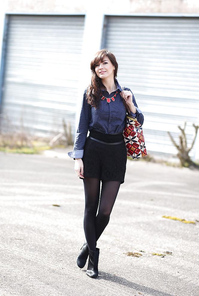 25P French bloggers Mode with sexy legs 18