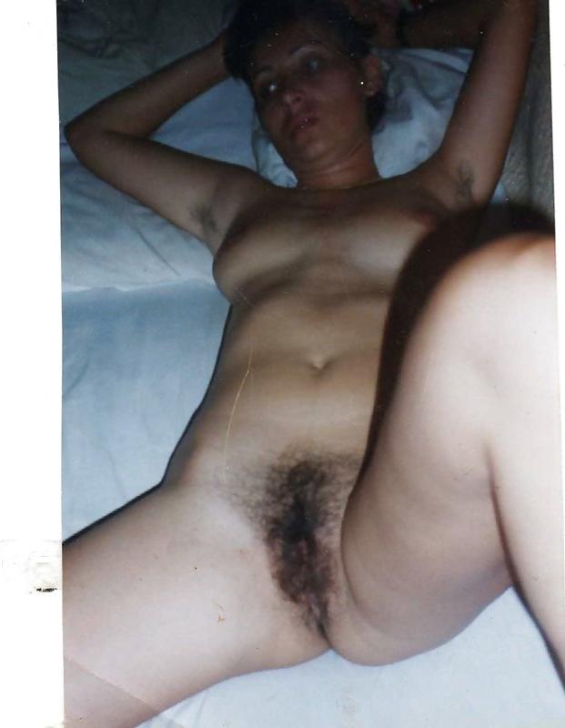 15P The Beauty of Amateur Retro Girlfriends