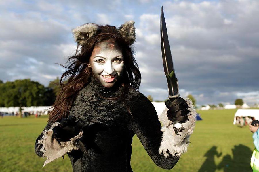 25P Costume hotties
