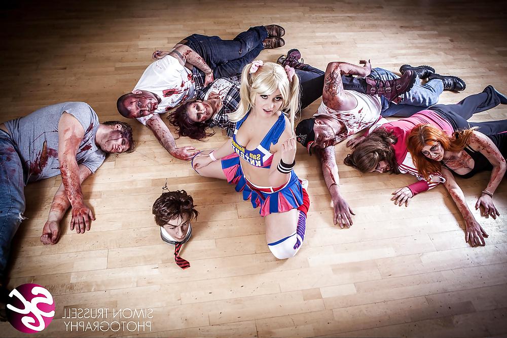 25P Costume hotties