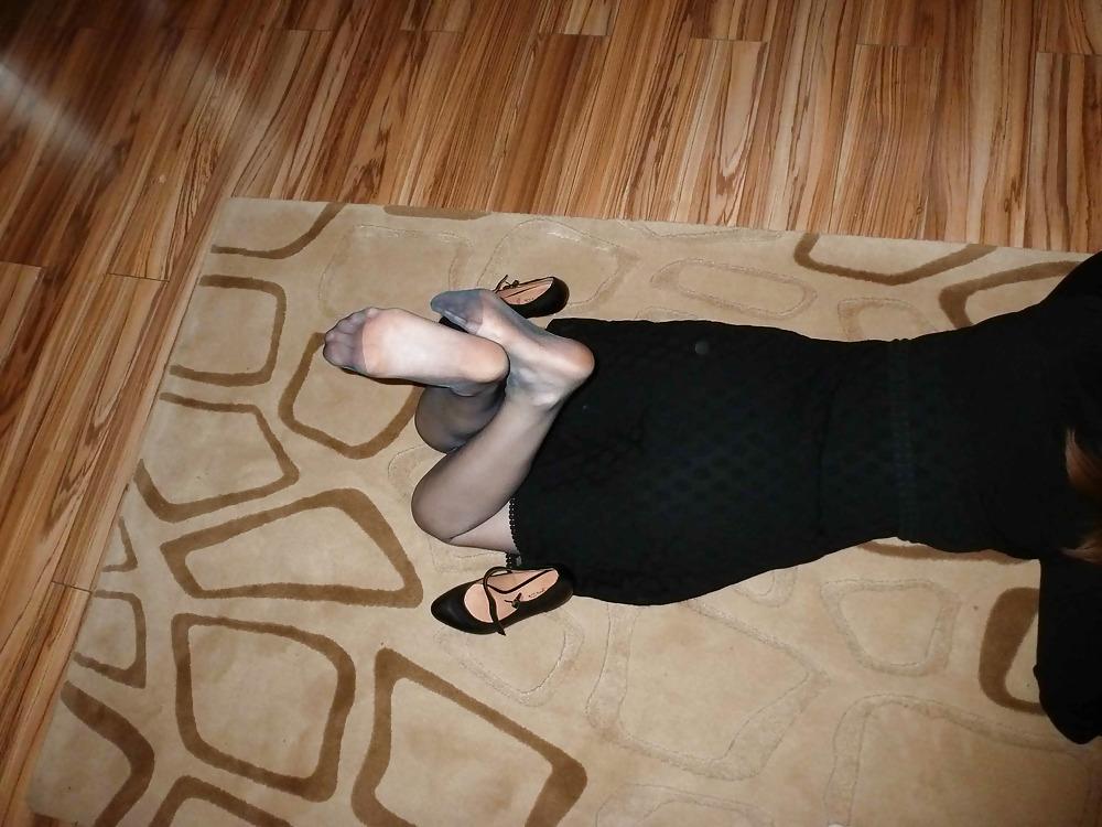 25P Blue Nylons and Pumps