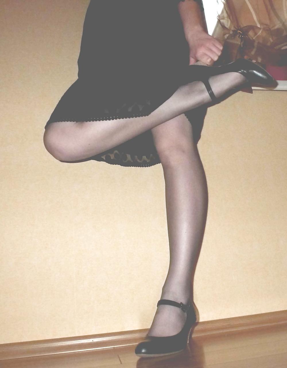 25P Blue Nylons and Pumps