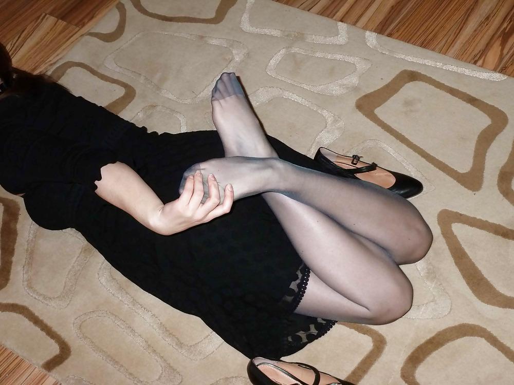 25P Blue Nylons and Pumps