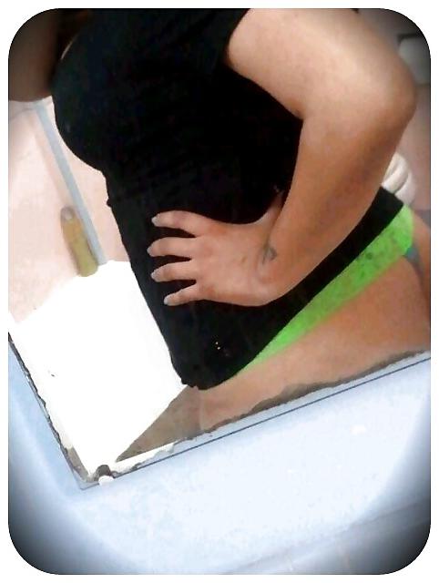 25P Thick latina milf