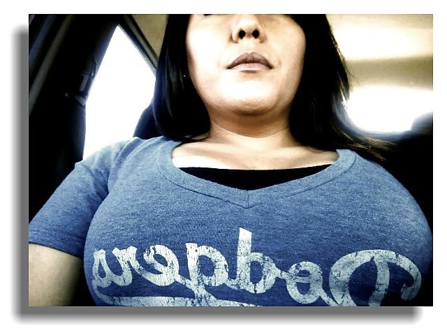 25P Thick latina milf