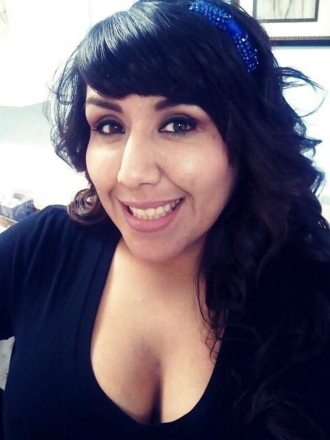 25P Thick latina milf