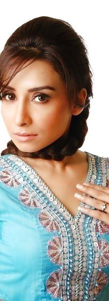 18P Hot Pakistani woman that should Go Black