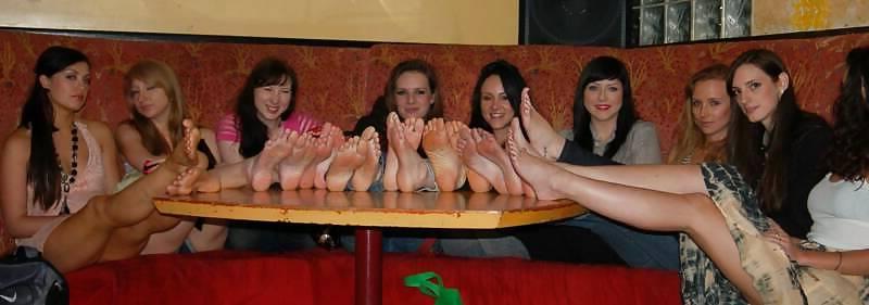 8P Feet licking & Footjobs