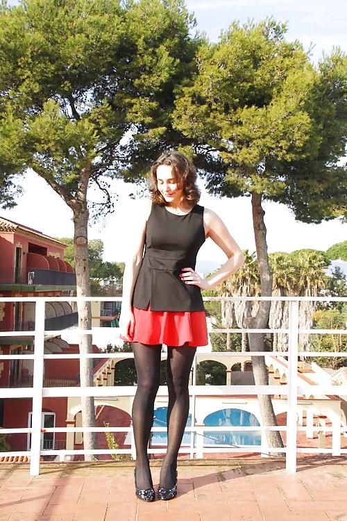 25P French Bloggers Mode with sexy legs 28