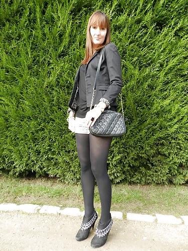 25P French Bloggers Mode with sexy legs 28
