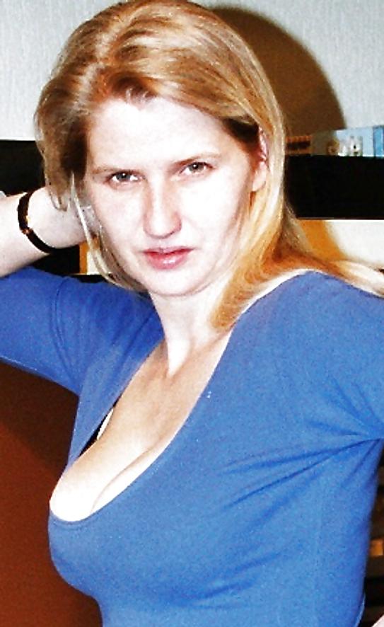 15P SAG - Wife's Boobs Deep Cleavage Blue Dress & Pink Pumps 11