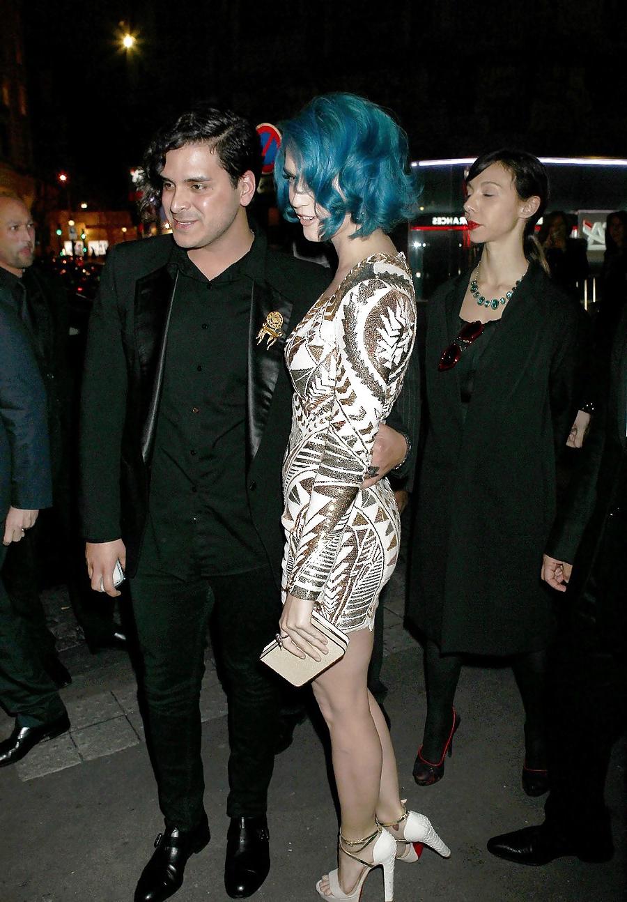 9P Blue Hair + Katy Perry = Knockout!!!