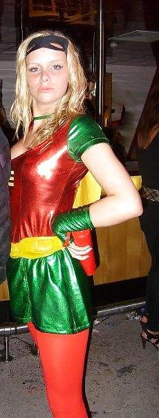 25P Slutz in fancy dress 2