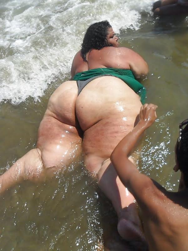 11P Mulher Fruta Pao