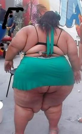 11P Mulher Fruta Pao