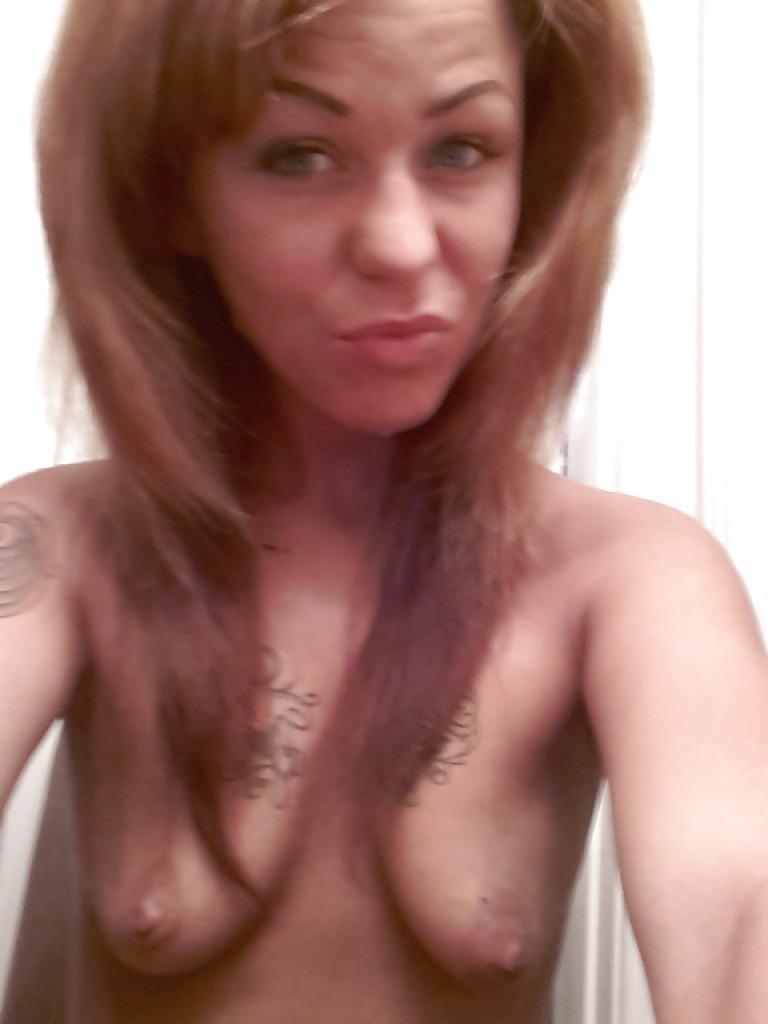 8P Saggy little tits