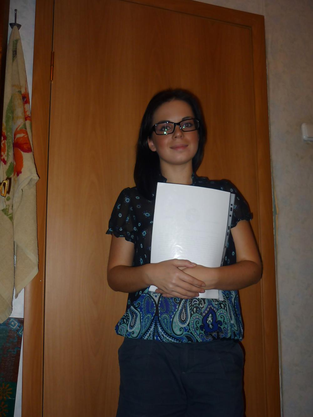 25P Stolen Pics - Brunette with a sick Body