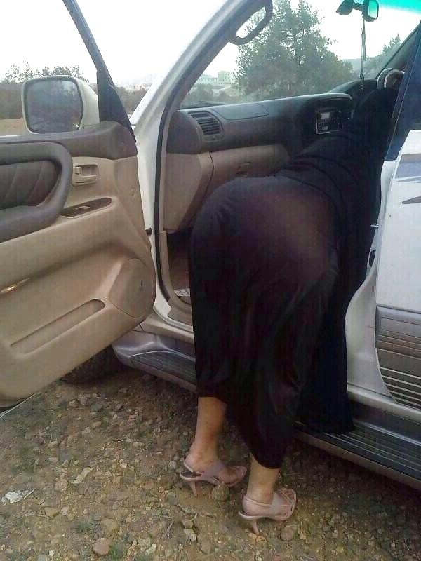 25P Arab sluts need dick