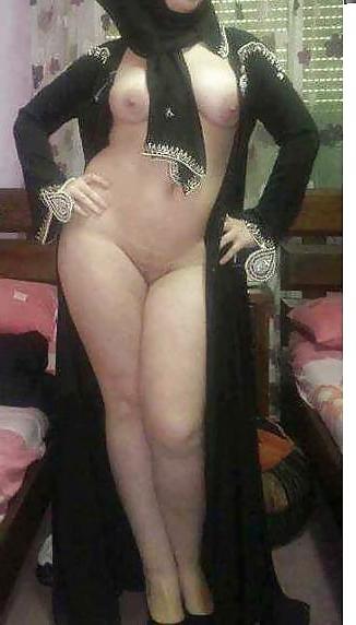 25P Arab sluts need dick