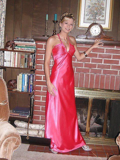 10P Single girl in Prom dress