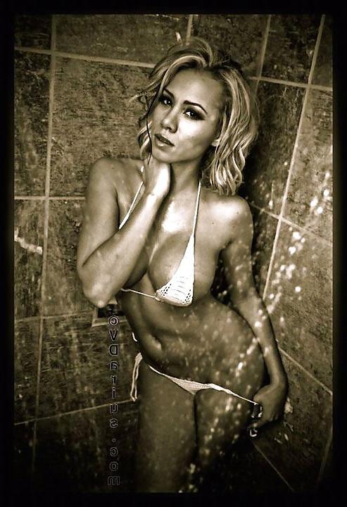 25P Lara Leverence - Playboy Slut