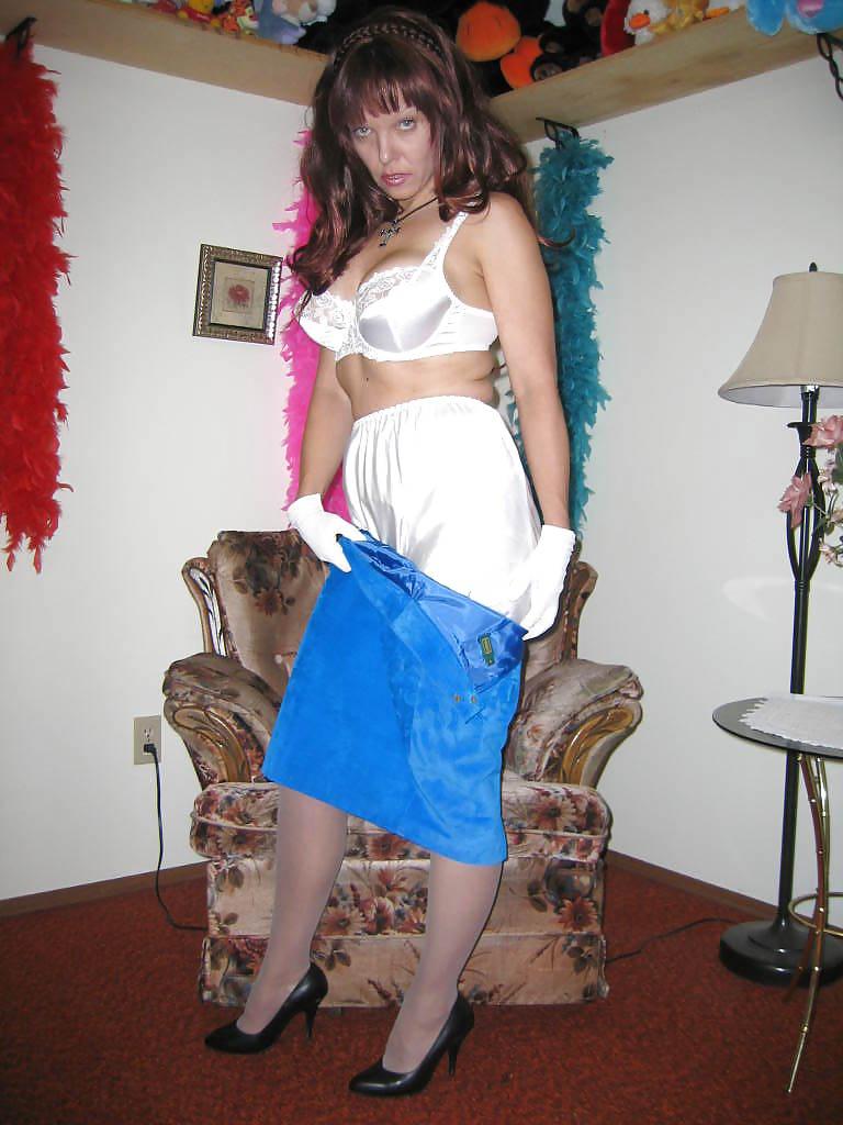 25P Scarlett - Blue Suede Skirt
