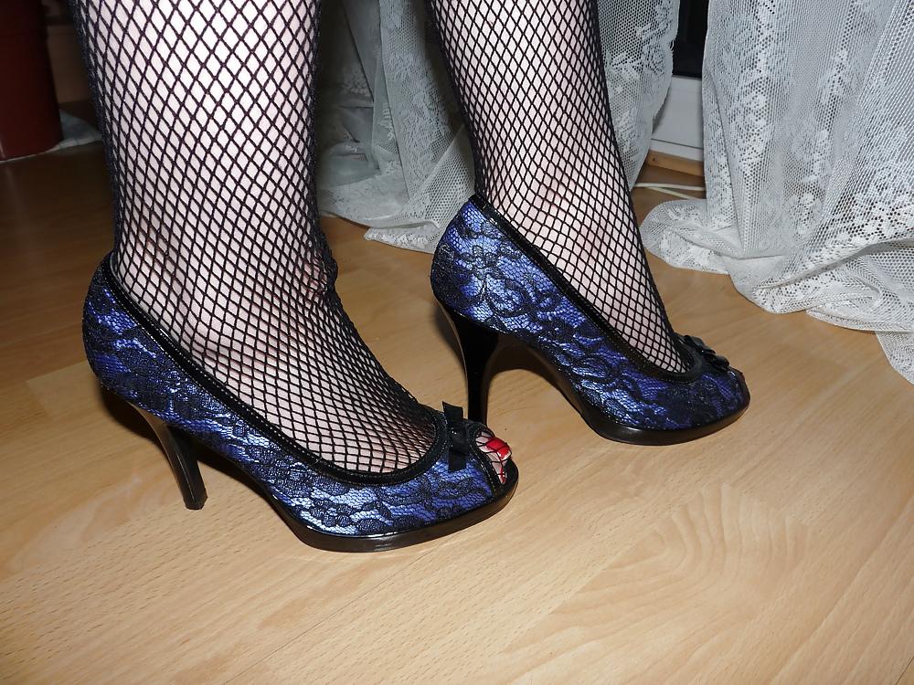 10P Wifes blue peep toes pantyhose