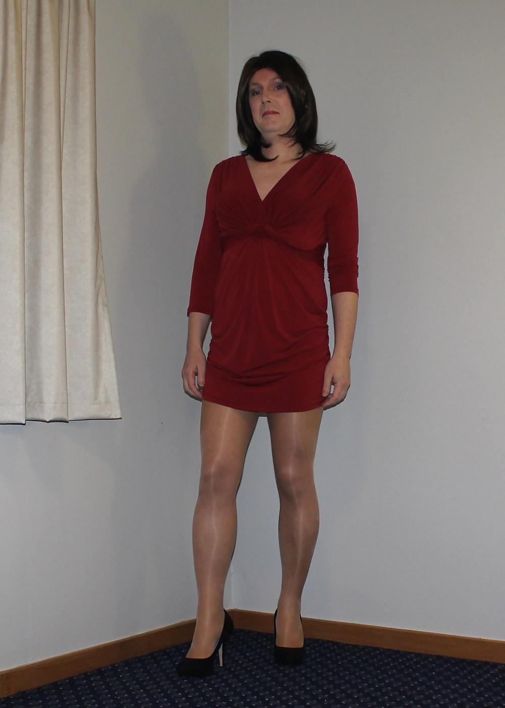 10P Red Dress and glossy pantyhose