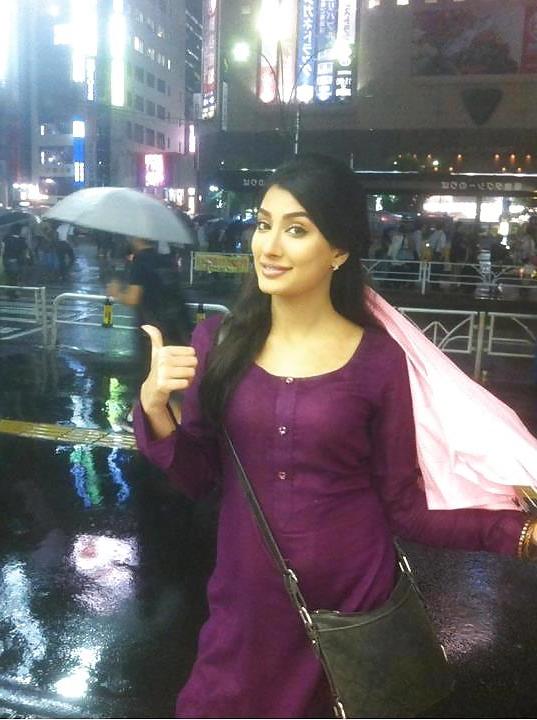 23P Random Pakistani Bitches for Big Black Cocks 2