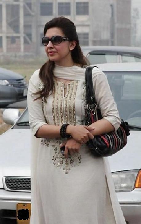 23P Random Pakistani Bitches for Big Black Cocks 2