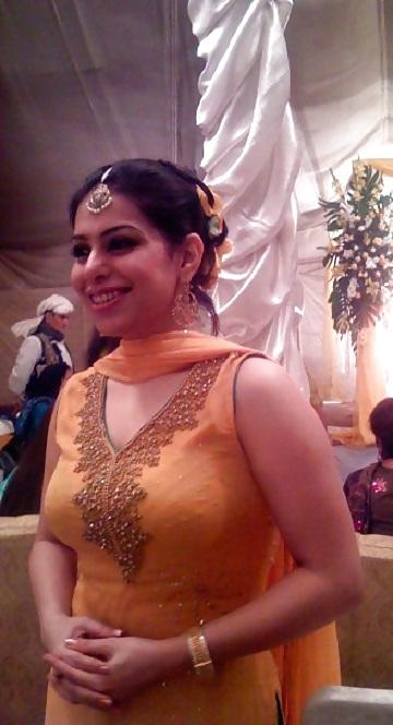23P Random Pakistani Bitches for Big Black Cocks 2