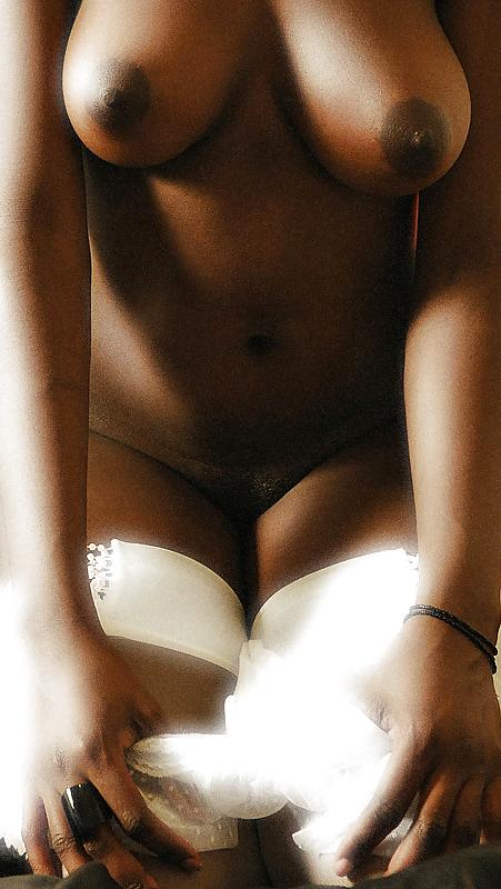 5P Nikkorobynne - French Ebony Beauty