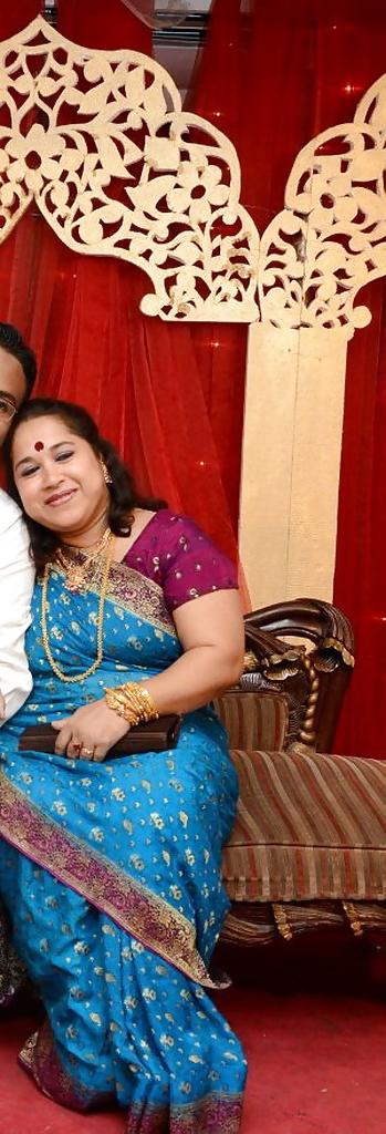 25P Mukta: Nephew's Busty half-Indian Wife. Comment and fake