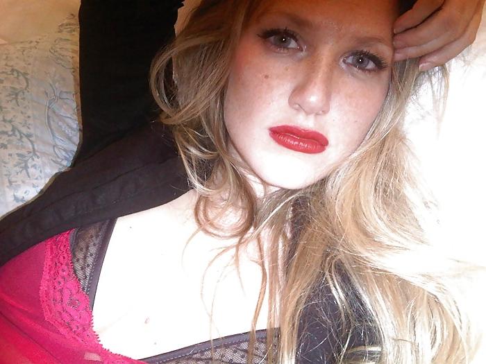 20P Blonde Freckled Beauty
