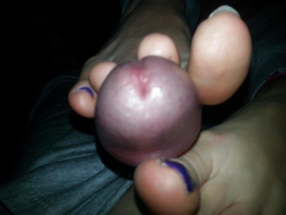 9P Footjob gallery