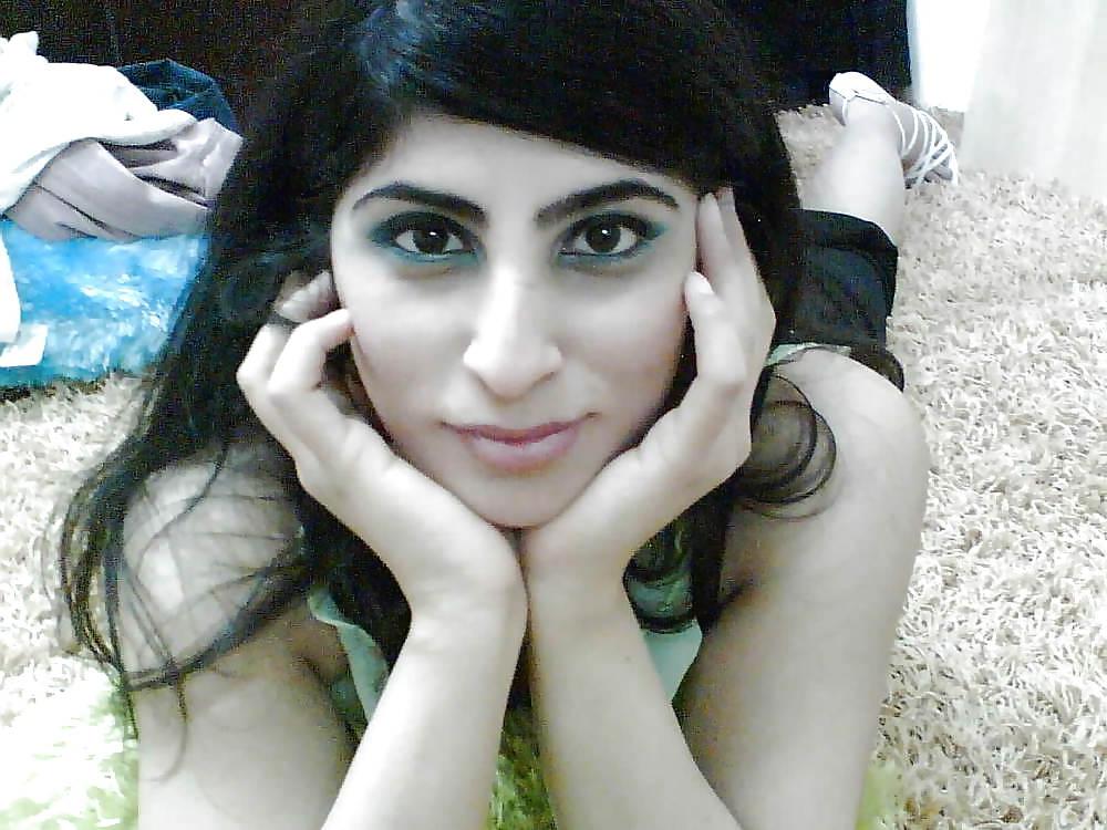 10P Paki pakistani girls are hot