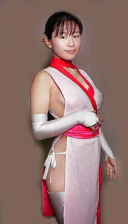 25P Japanese costume player